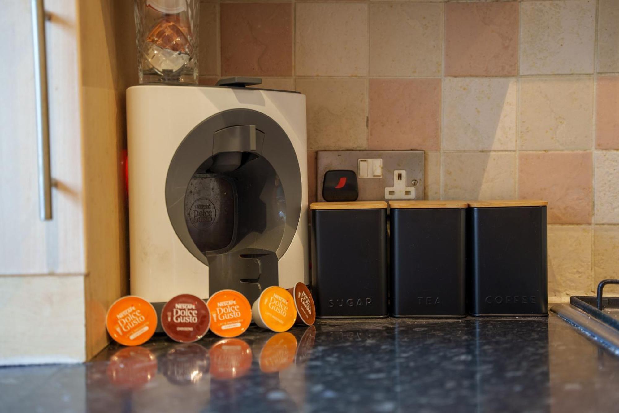 Stay With Airhgt @ Luxe Apartment In Central Harrogate Luaran gambar