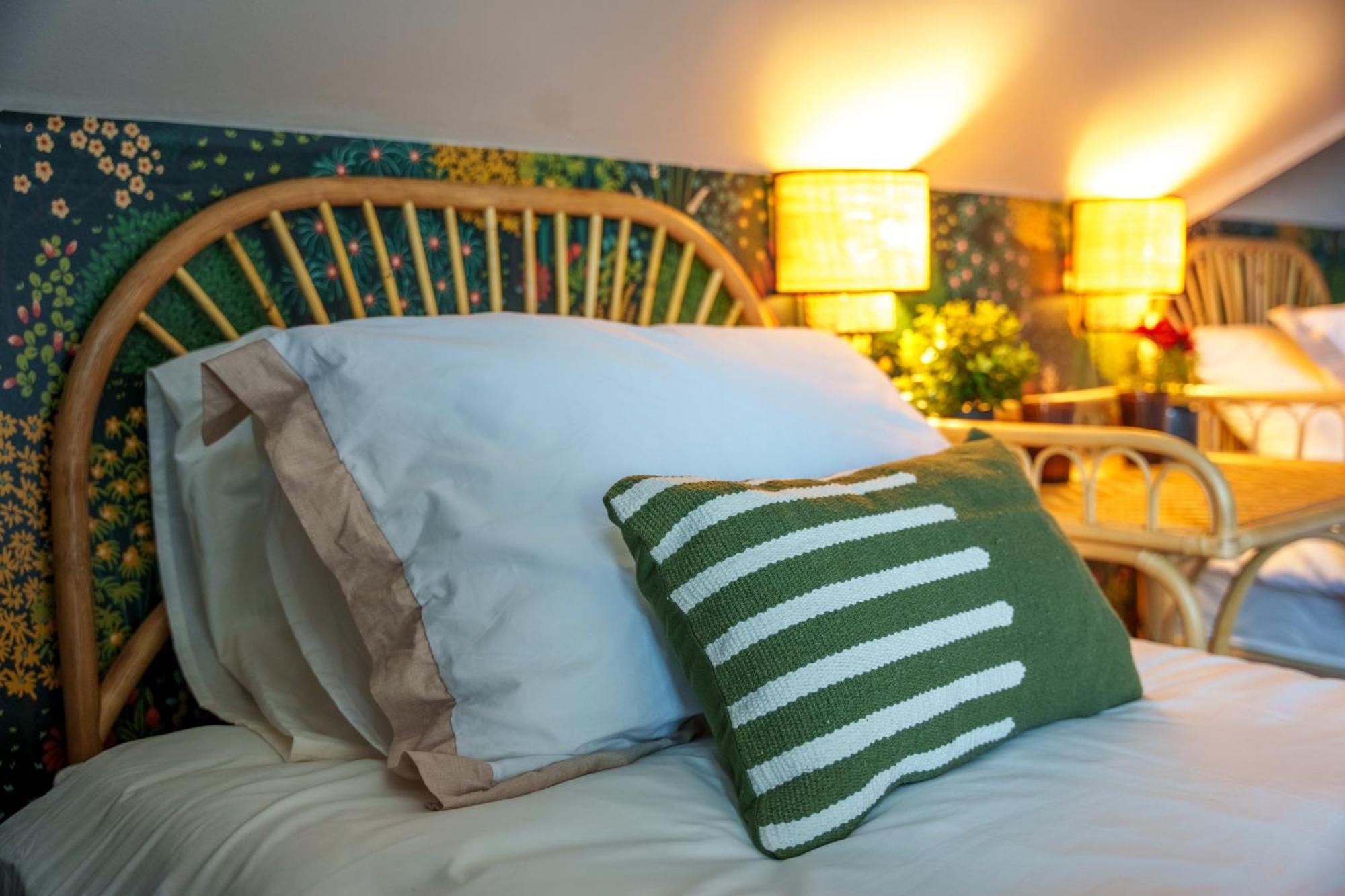 Stay With Airhgt @ Luxe Apartment In Central Harrogate Luaran gambar