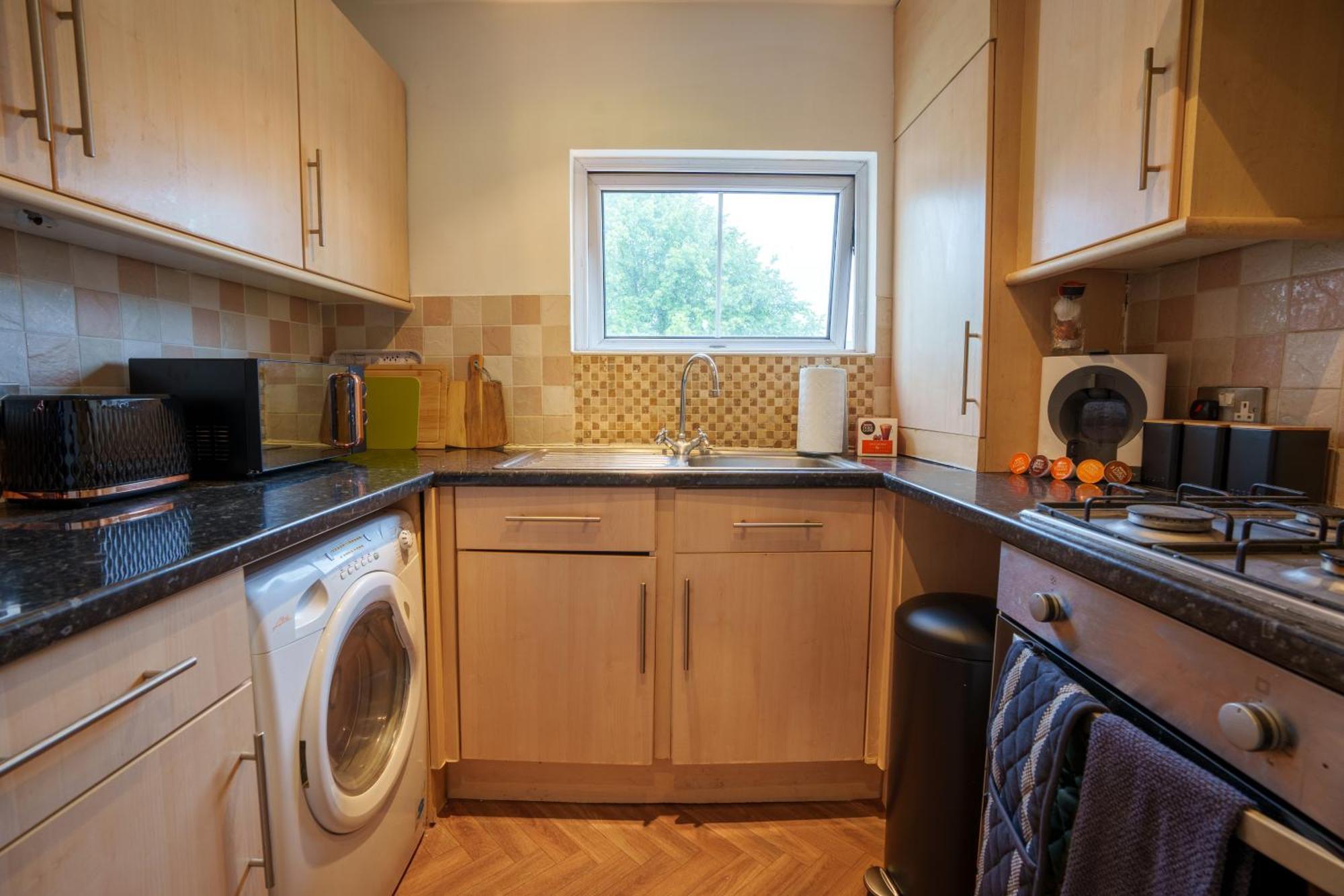Stay With Airhgt @ Luxe Apartment In Central Harrogate Luaran gambar